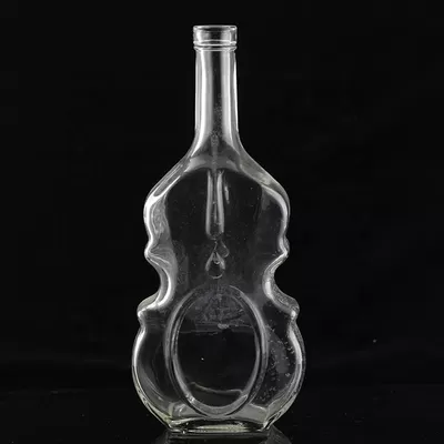 700ml guitar-shaped glass bottle with cork cap, suitable for drinking transparent or custom vodka whisky