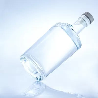 The collar material is a 750ml twisted glass bottle, suitable for transparent or customized use