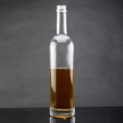 Glass-necked olive oil packaging bottle, polygonal design and cork cap